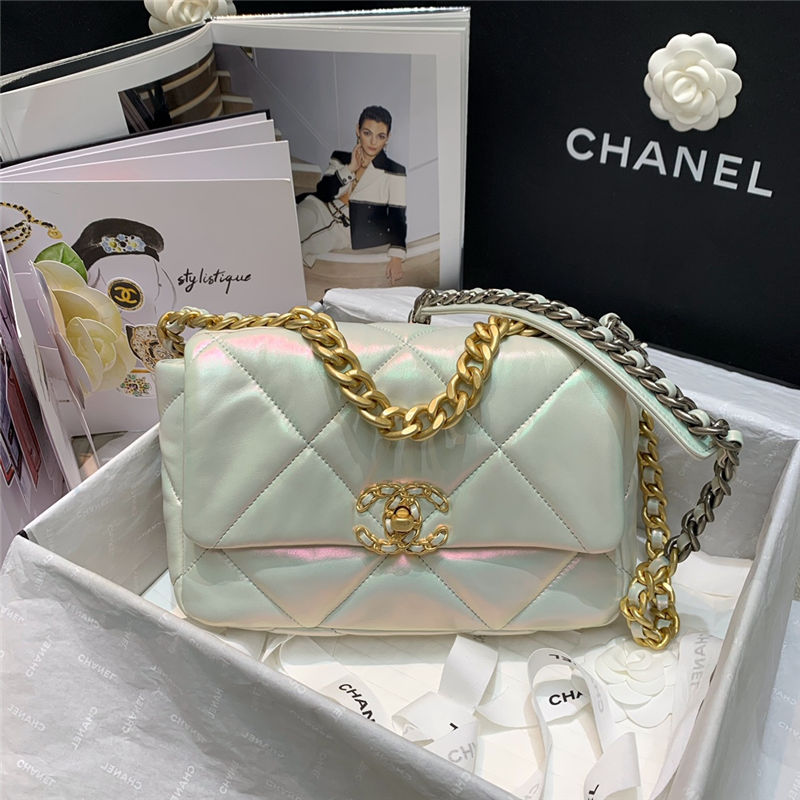 Chanel 19 FLAP BAG Iridescent Calfskin LB3735 (1)