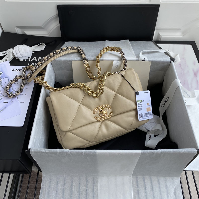 Chanel 19 Flap Bag Lambskin LB3831 (1)