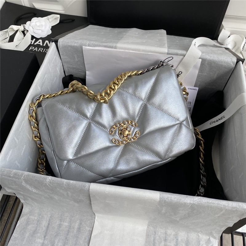 Chanel 19 Flap Bag Lambskin LB3842 (1)