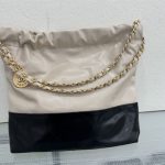 Chanel 22 BACKPACK Patchwork Shiny Calfskin LB9788 (4)