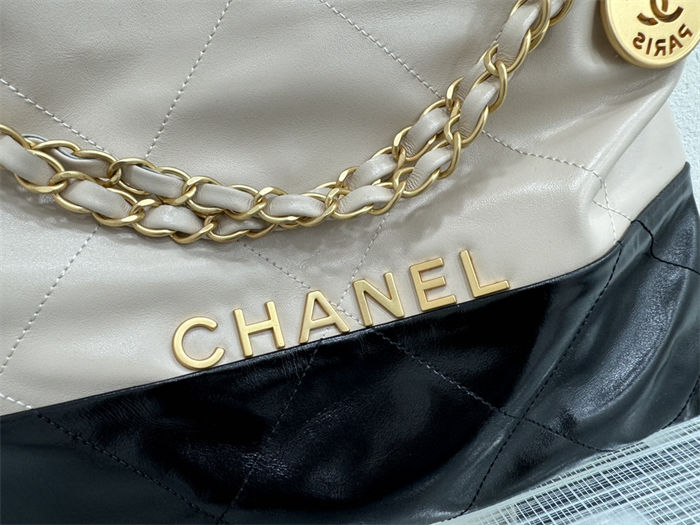 Chanel 22 BACKPACK Patchwork Shiny Calfskin LB9788 (5)