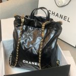 Chanel 22 BACKPACK Shiny Calfskin LB10350-1 (1)
