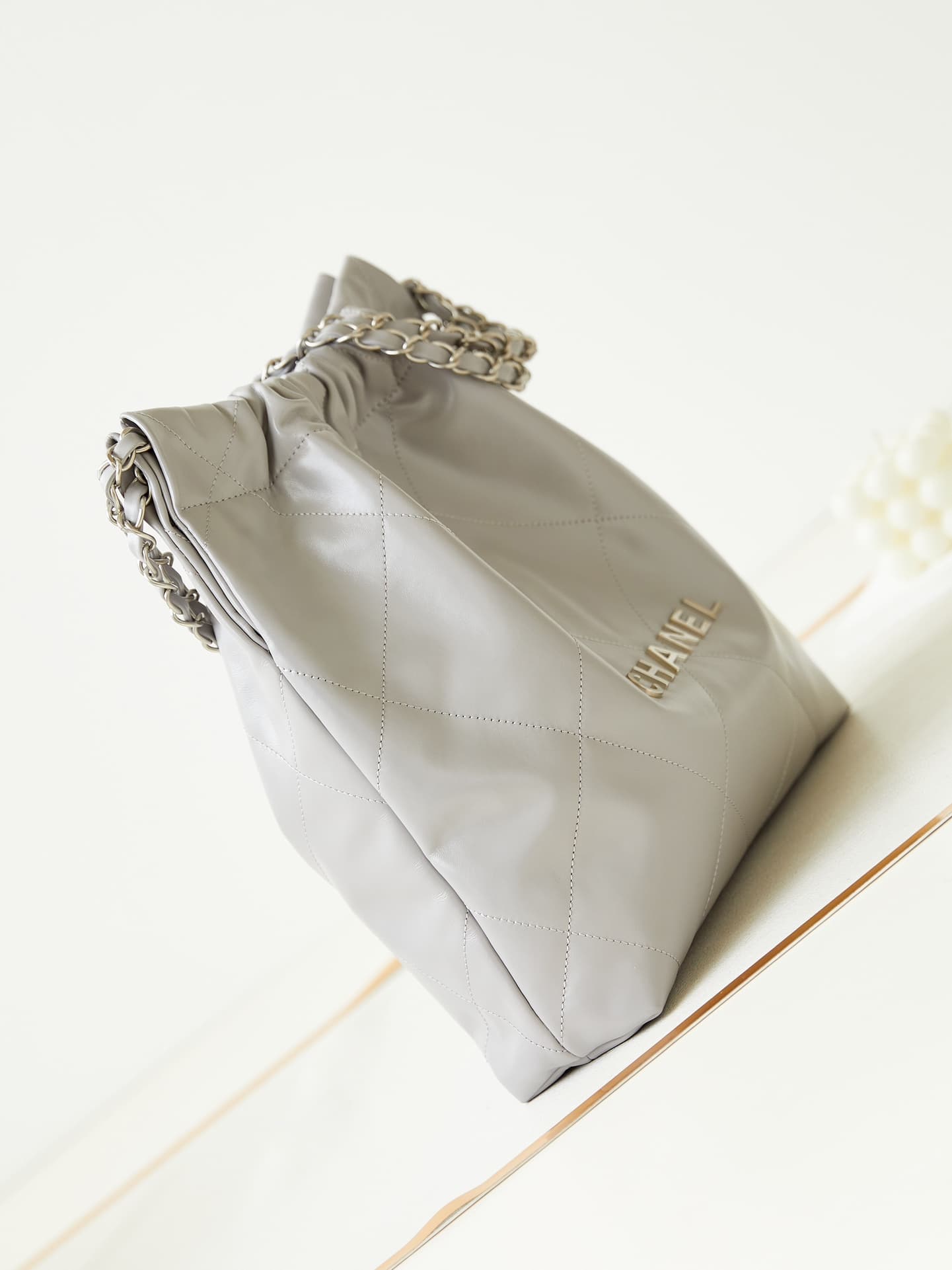 Chanel 22 BACKPACK Shiny Calfskin LB16246 (6)