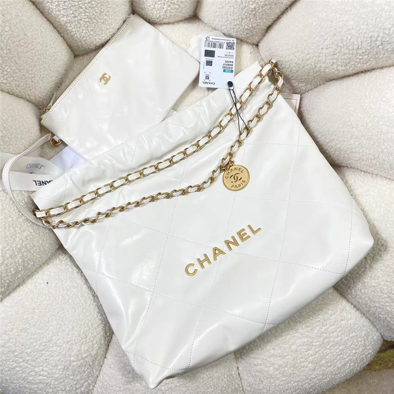 Chanel 22 BACKPACK Shiny Calfskin LB9810 (4)