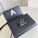 LV Murakami Twist MM Slim Epi cowhide LB16046 (4)