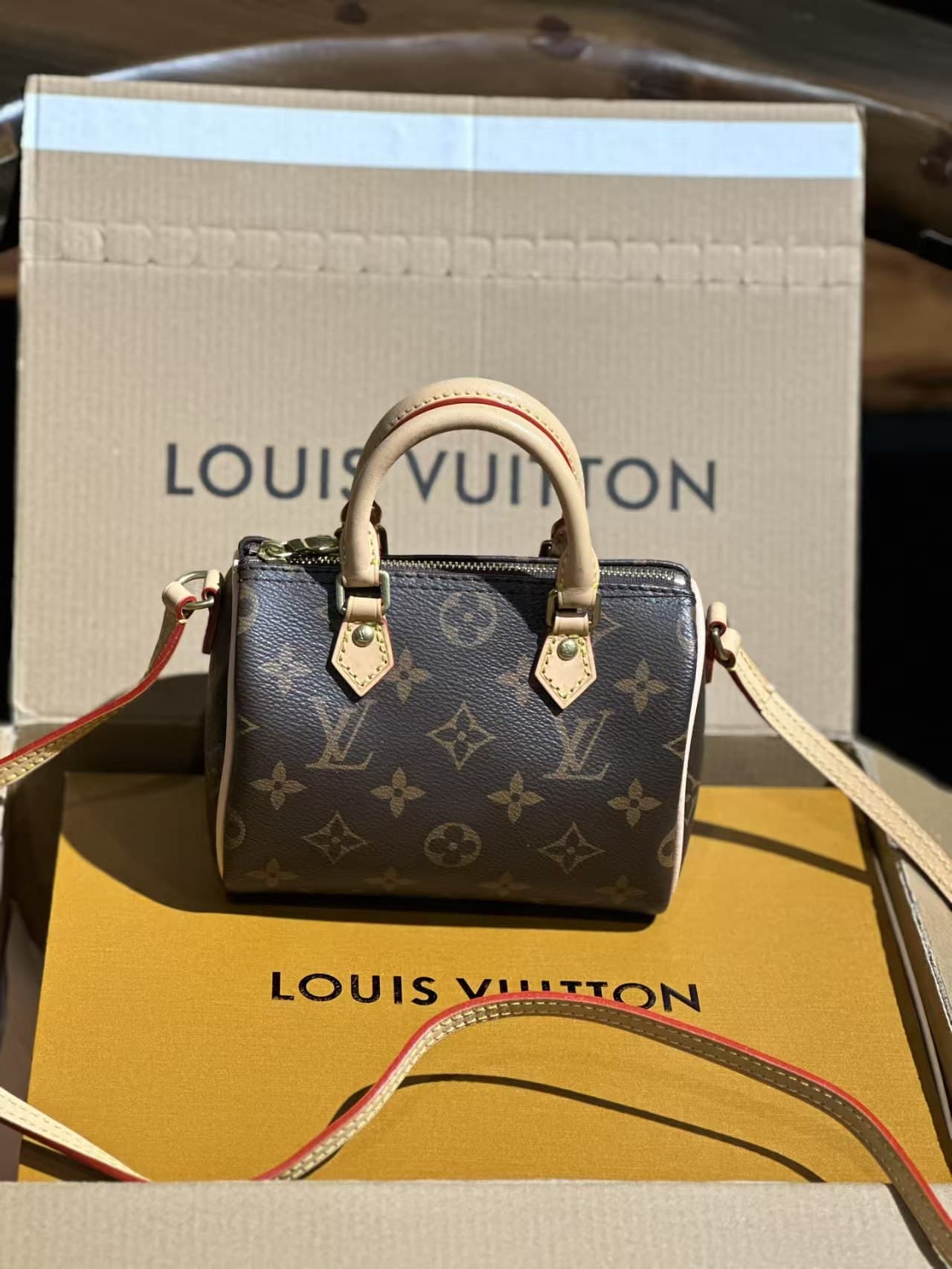LV Nano Speedy Monogram Canvas LB2068 (1)
