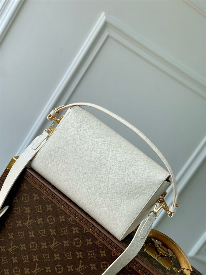 LV Soft Twist Calfskin LB14734 (3)