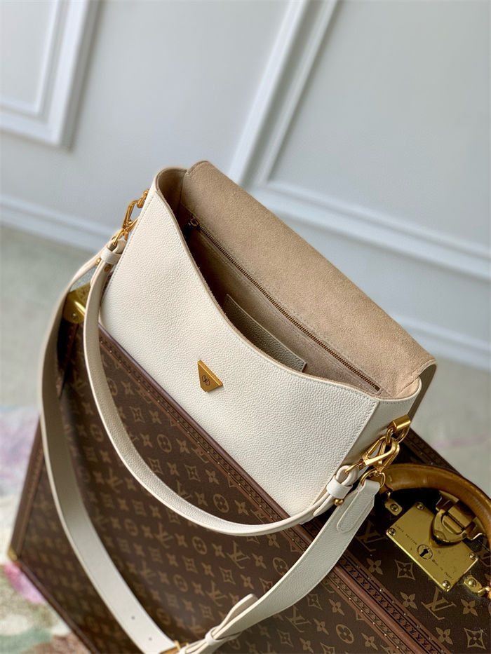 LV Soft Twist Calfskin LB14734 (5)