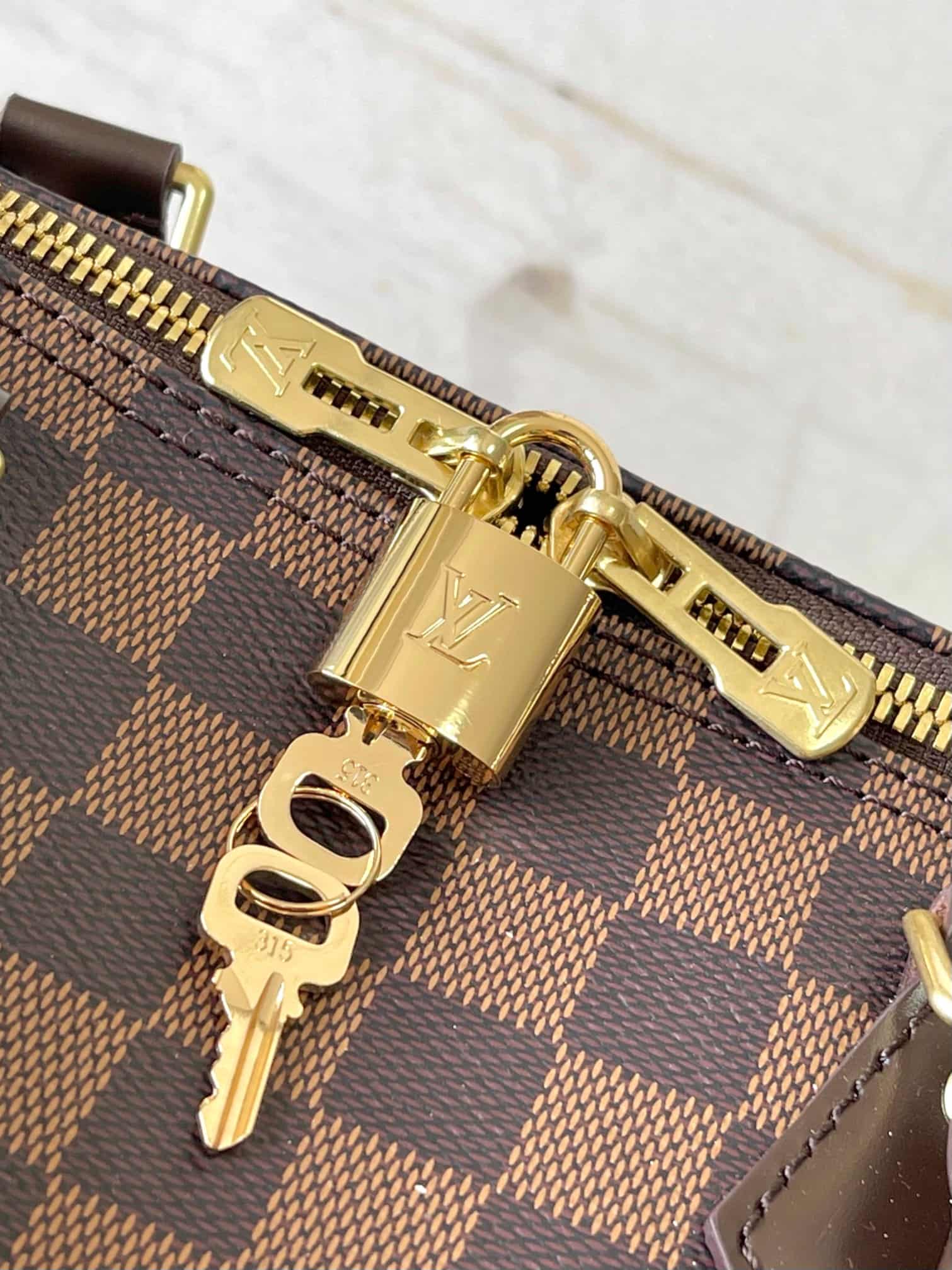 LV Speedy Bandoulière 35 Damier Ebene LB16581 (6)