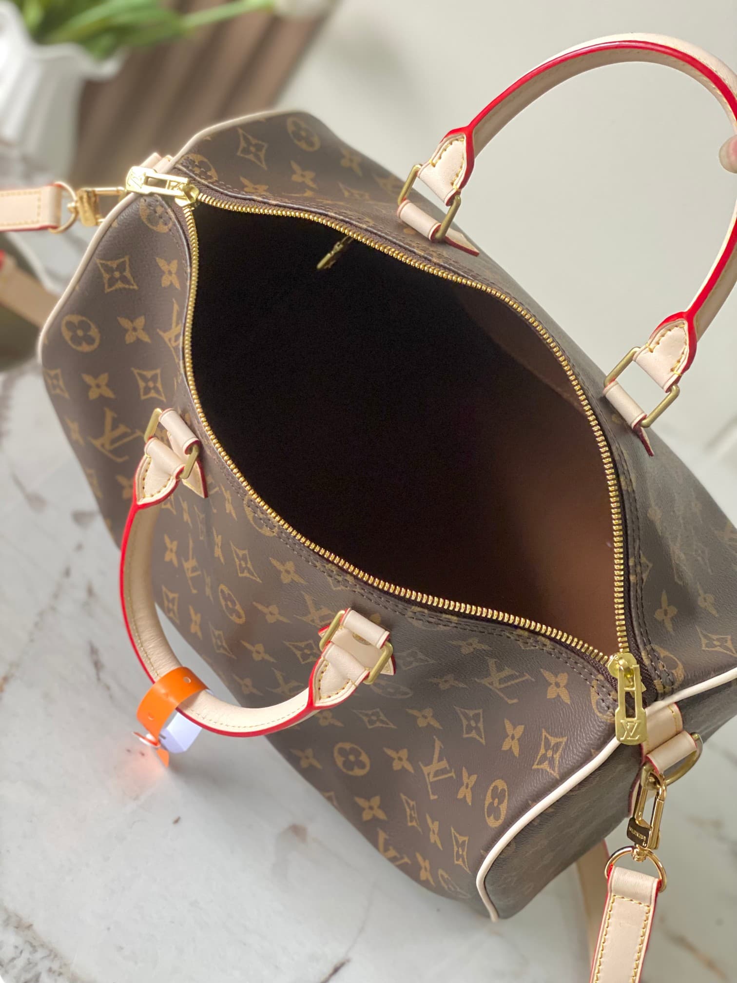 LV Speedy Bandoulière 35 Monogram canvas LB16582 (6)