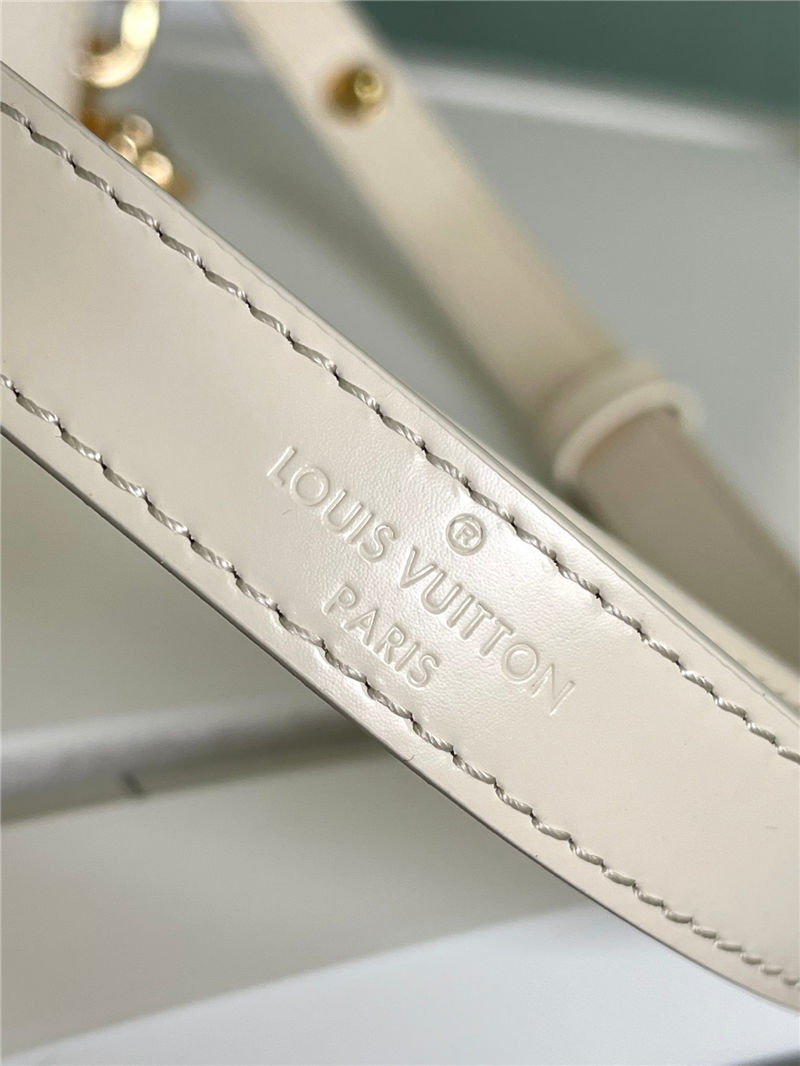 LV Twist Lock XL Epi LB13117 (4)