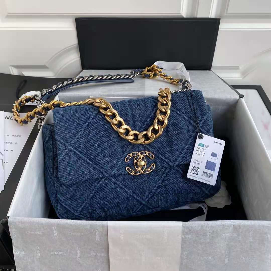 Large Chanel 19 Flap Bag Denim LB5354 (1)