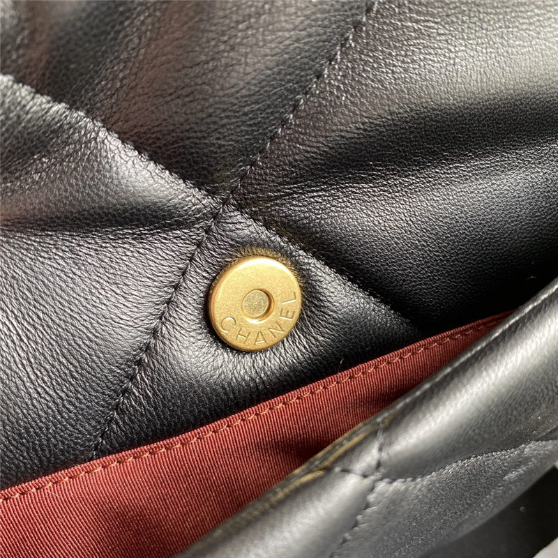 Large Chanel 19 Flap Bag Lambskin LB3811 (5)