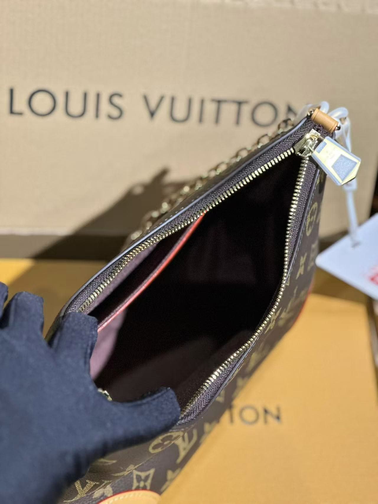 Louis Vuitton Boulogne Monogram canvas LB8716 (4)