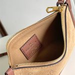 Louis Vuitton CARRYALL PM Suede leather LB15389 (4)