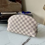 Louis Vuitton COSMETIC POUCH GM Damier Azur LB5165 (1)