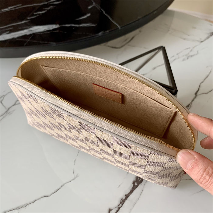 Louis Vuitton COSMETIC POUCH GM Damier Azur LB5165 (3)