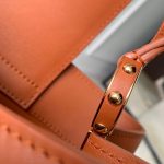 Louis Vuitton Capucines GM Souple Calfskin LB22535 (4)