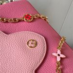 Louis Vuitton Capucines MM Taurillon Leather LB14893 (4)