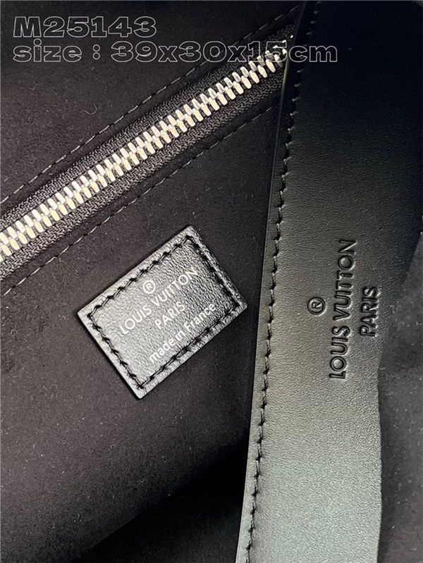 Louis Vuitton CarryAll MM Lambskin LB14142 (6)