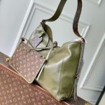 Louis Vuitton Carryall Vibe MM Lamb leather LB22462 (2)
