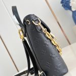 Louis Vuitton Coussin Backpack Mini Monogram Lambskin LB1498 (3)
