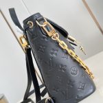 Louis Vuitton Coussin Backpack PM Monogram Lambskin LB1499 (3)