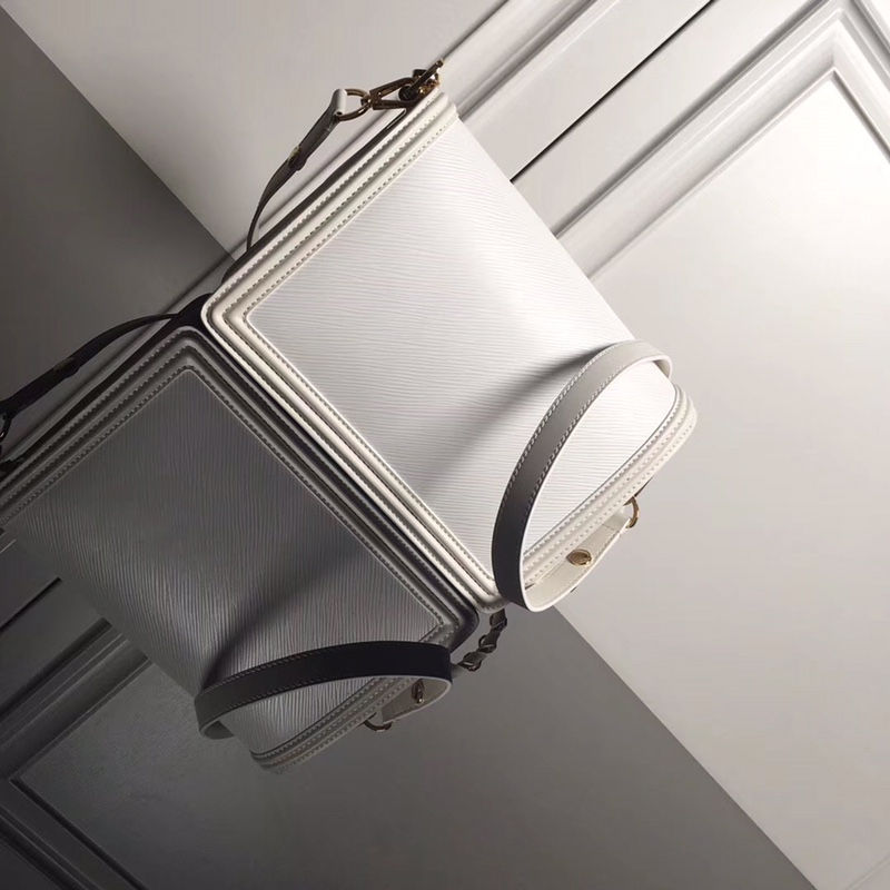 Louis Vuitton DAUPHINE MM Epi LB11901 (2)