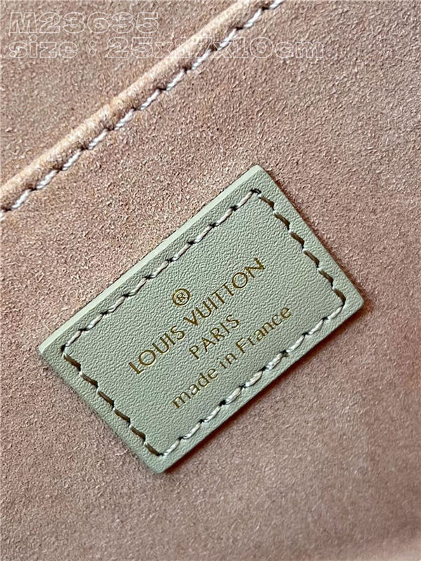 Louis Vuitton DAUPHINE MM Epi LB13689 (3)