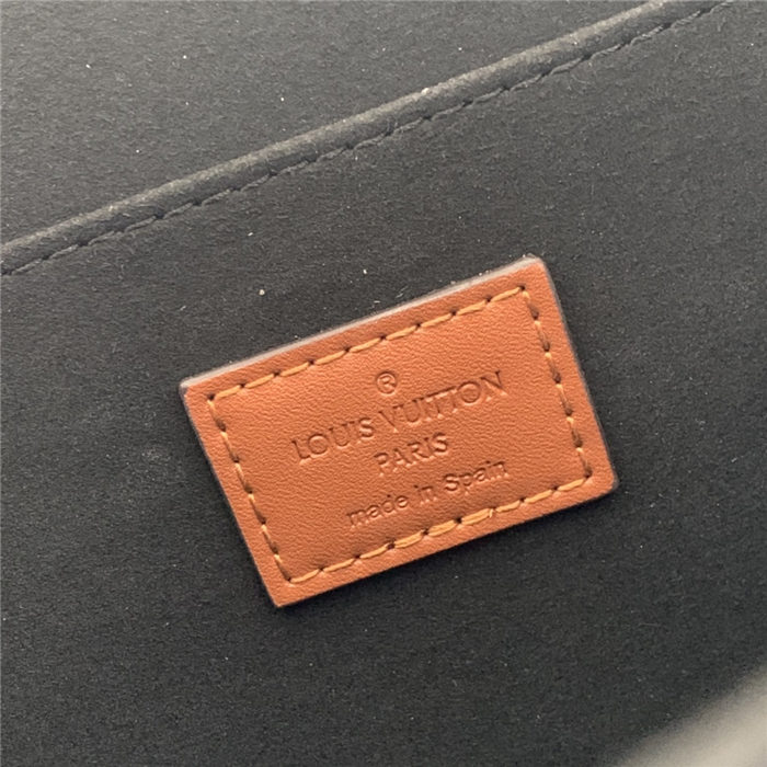 Louis Vuitton Dauphine MM Monogram LB1709 (6)