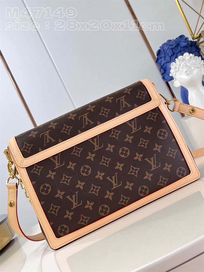 Louis Vuitton Dauphine Soft GM Monogram canvas LB14356 (2)