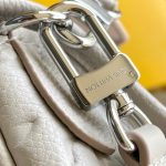 Louis Vuitton Diane Monogram Empreinte Leather LB21761 (5)