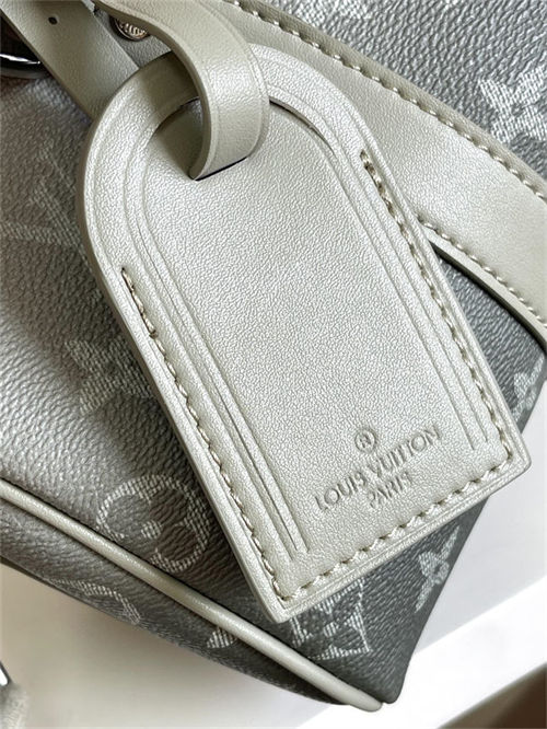 Louis Vuitton Keepall Bandoulière 25 Monogram canvas LB15037 (5)