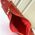 Louis Vuitton LOOP Baguette Calfskin LB8136 (6)