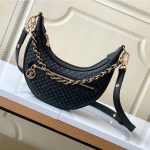 Louis Vuitton LOOP Baguette Calfskin LB8137 (1)