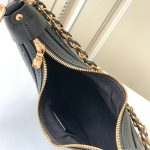 Louis Vuitton LOOP Baguette Calfskin LB8137 (5)