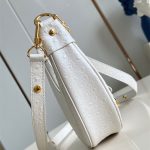 Louis Vuitton LOOP Ostrich leather LB15228 (3)