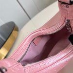 Louis Vuitton LOOP Ostrich leather LB15229 (4)