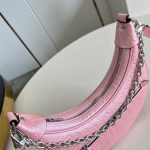 Louis Vuitton LOOP Ostrich leather LB15229 (5)