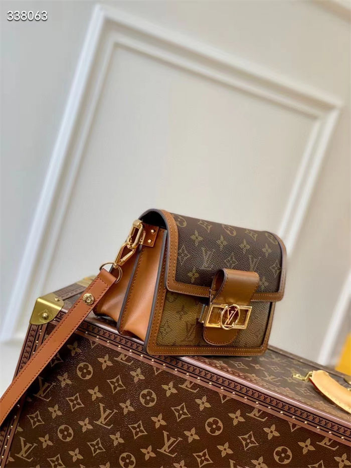 Louis Vuitton Mini Dauphine Monogram LB2606 (2)