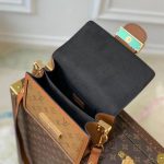 Louis Vuitton Mini Dauphine Monogram LB2606 (5)