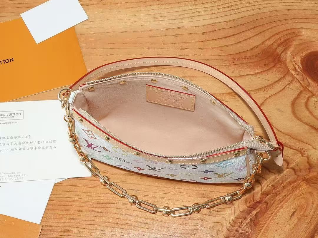 Louis Vuitton Murakami Pochette Accessoires Monogram LB16052 (5)