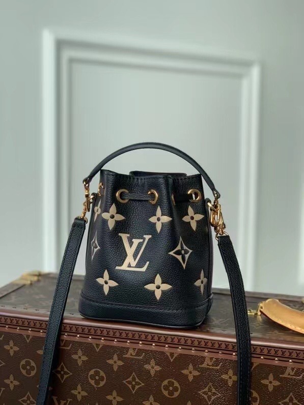 Louis Vuitton NANO NOÉ Monogram Empreinte LB12116 (2)