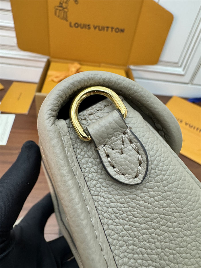 Louis Vuitton Nano Diane Monogram Empreinte leather LB11412 (4)