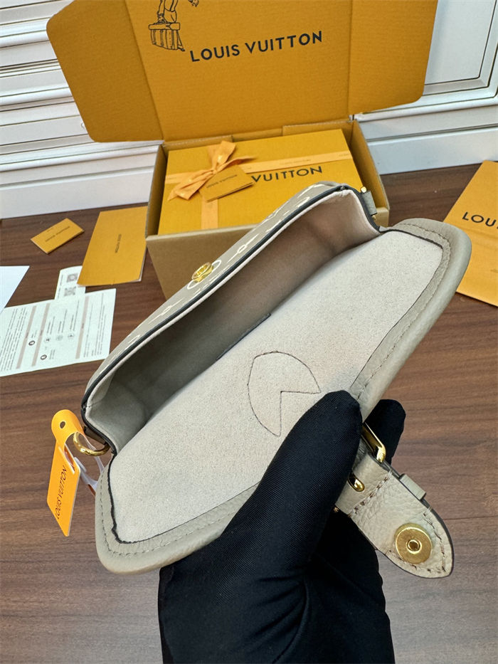 Louis Vuitton Nano Diane Monogram Empreinte leather LB11412 (6)