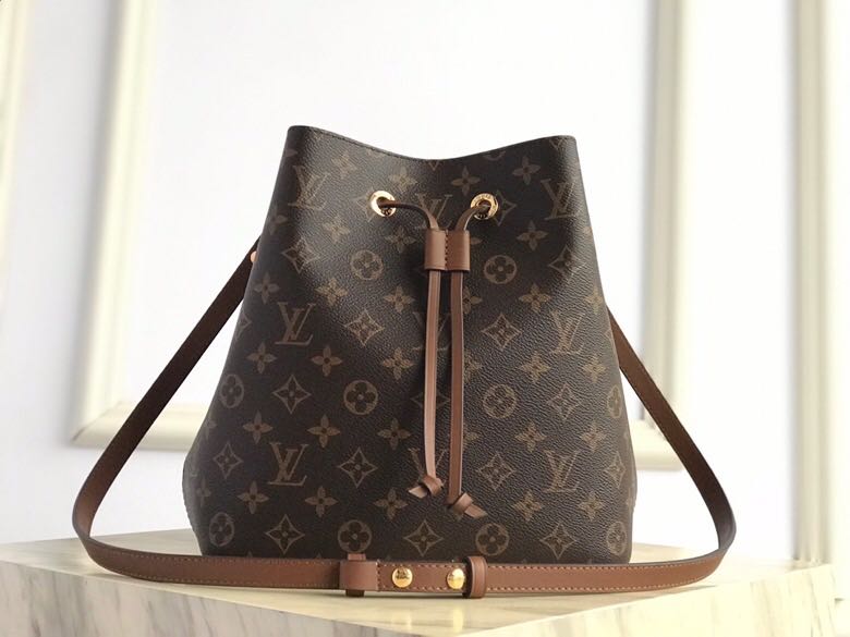 Louis Vuitton NéoNoé MM Monogram Canvas LB7650 (3)