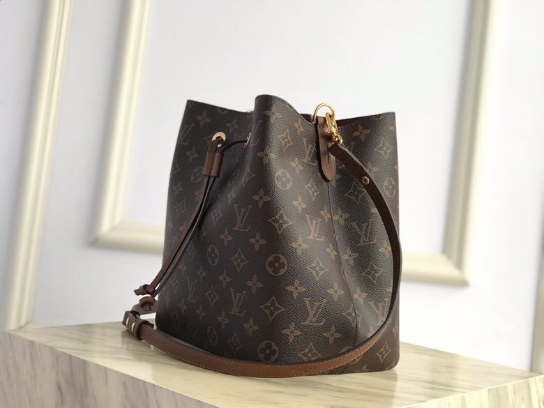 Louis Vuitton NéoNoé MM Monogram Canvas LB7650 (5)