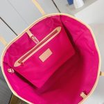 Louis Vuitton Neverfull MM Monogram LB16050 (4)