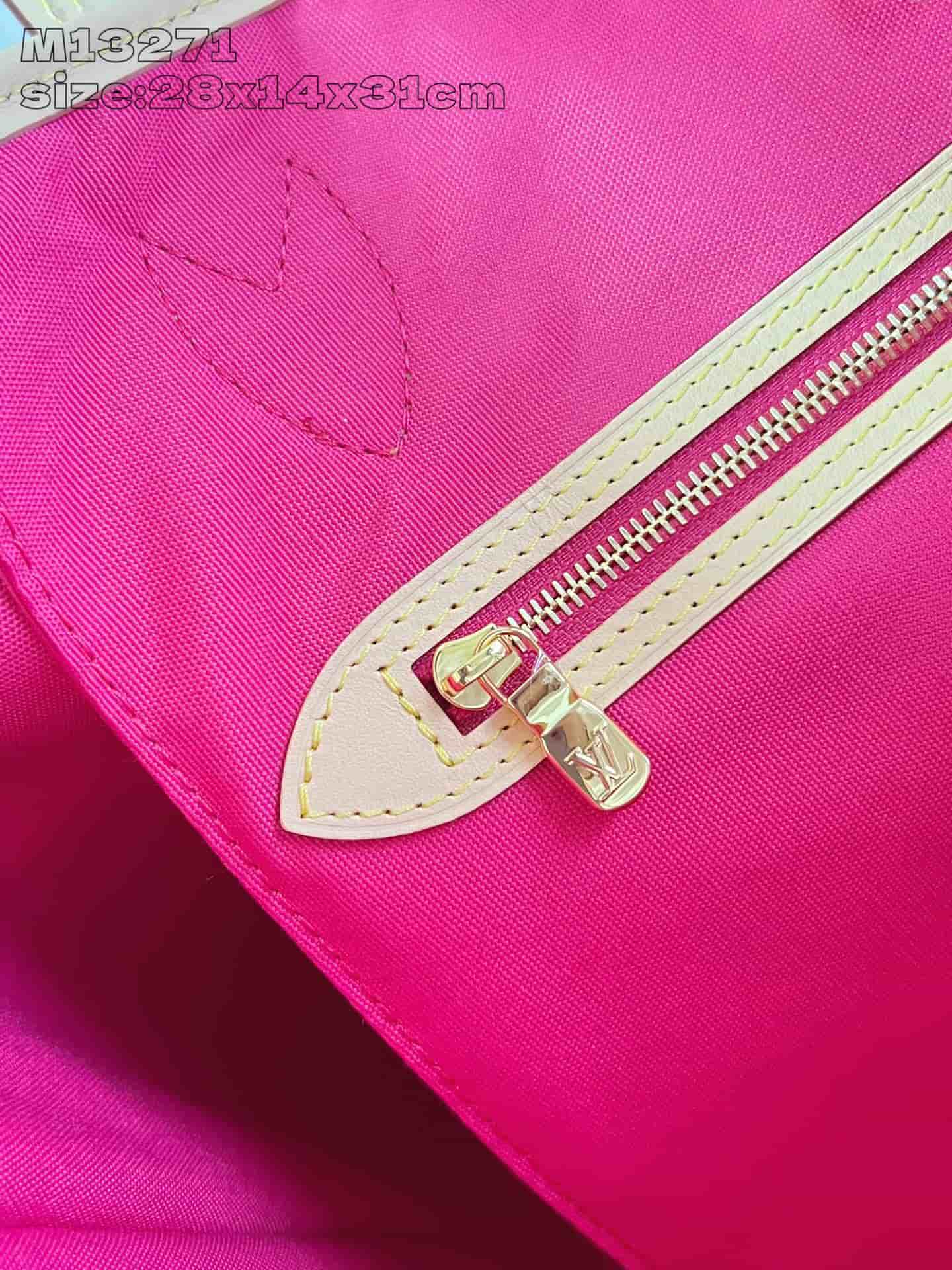 Louis Vuitton Neverfull MM Monogram LB16050 (6)