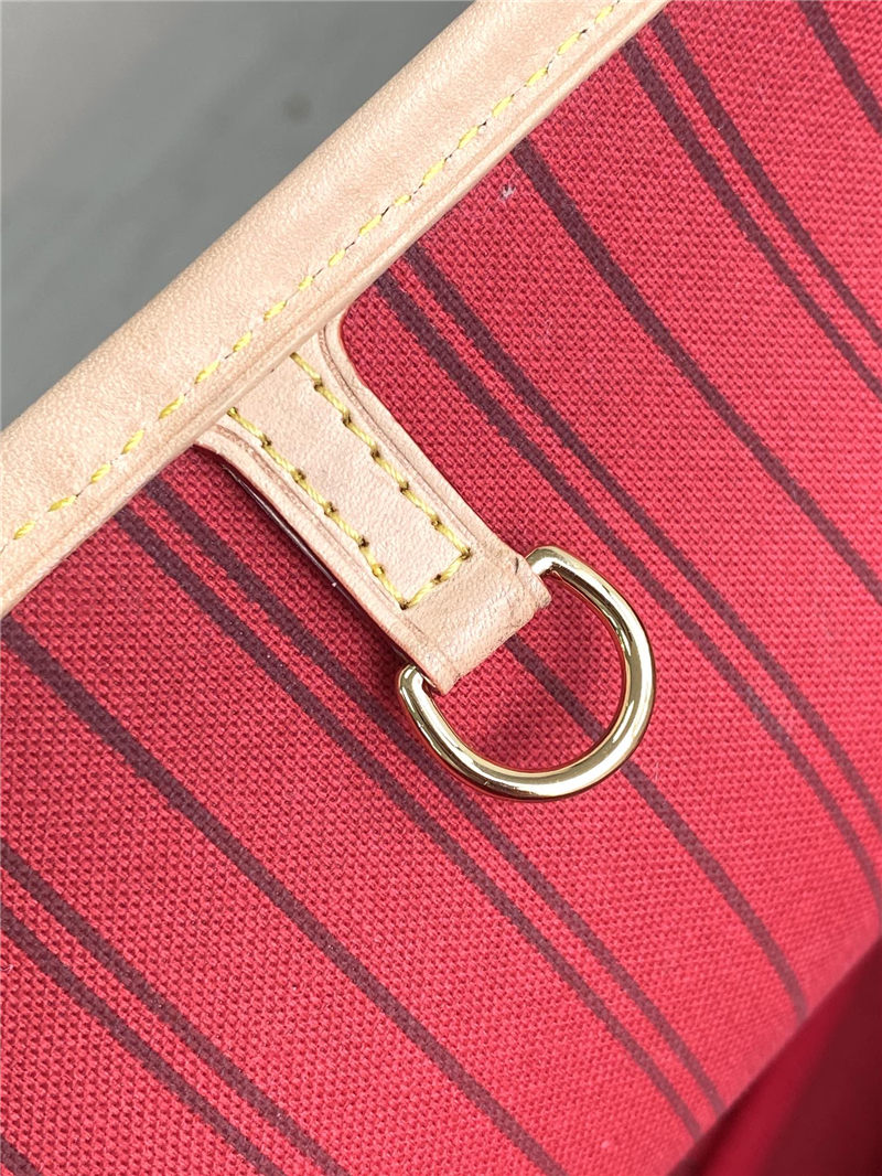 Louis Vuitton Neverfull MM Monogram LB2188 (6)